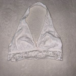 PINK VICTORIA’S SECRET BRALETTE